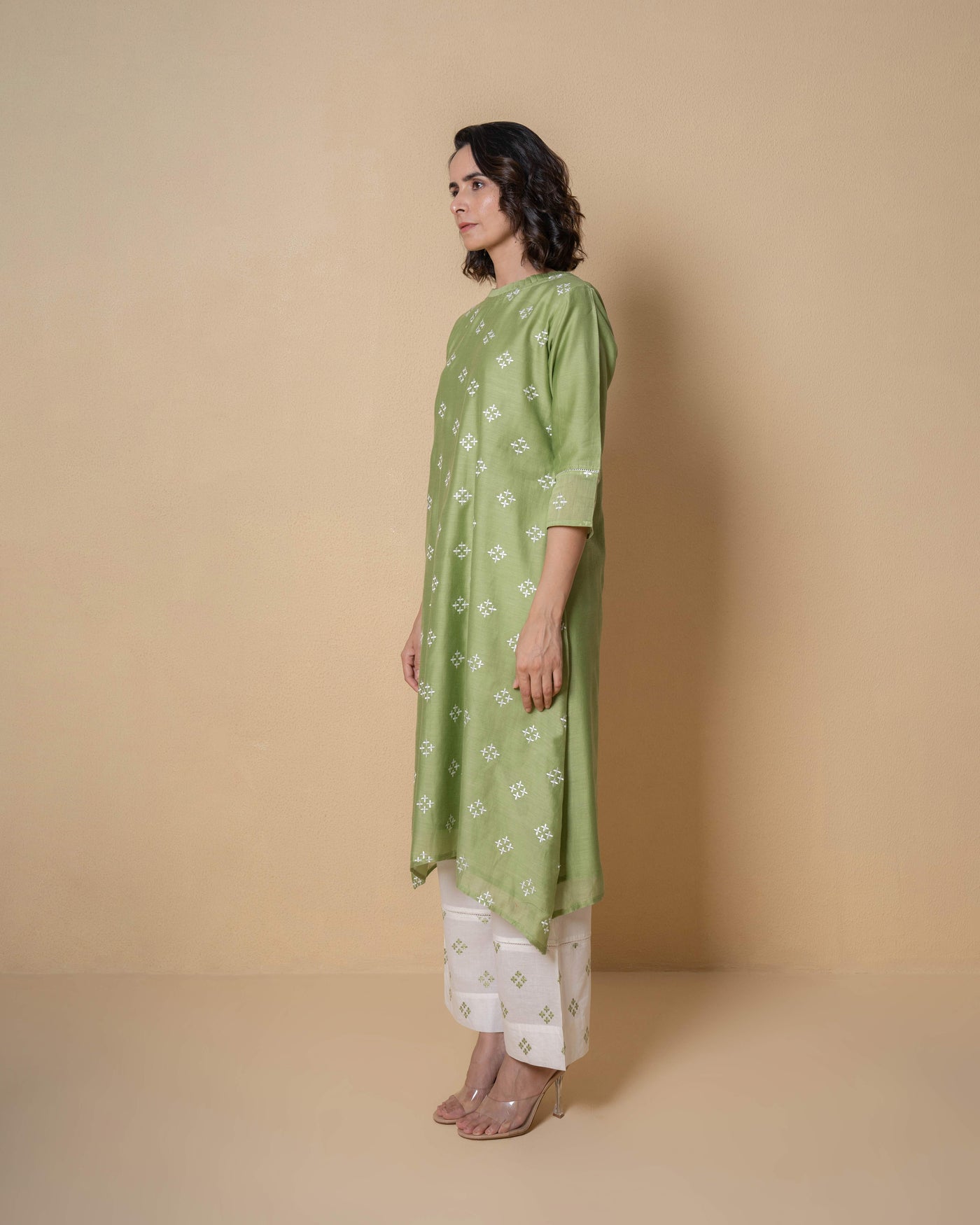 Mint Bloom Chanderi Embroidered Kurta Set