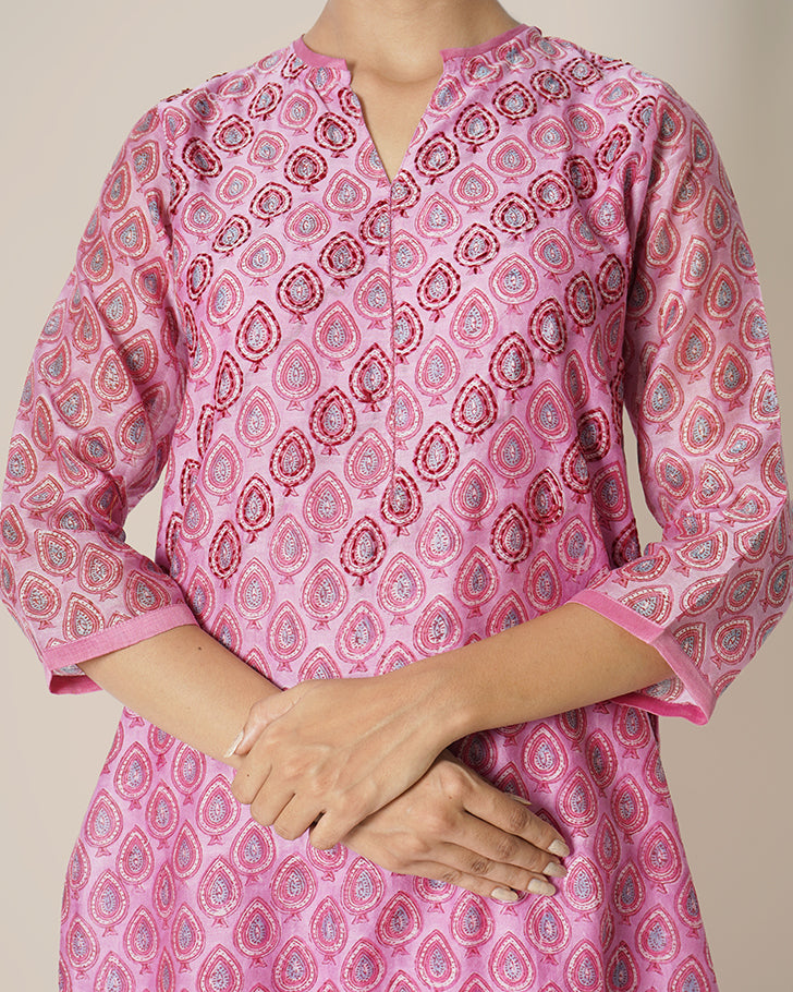 Floral Carnation Pink Handblock Print Chanderi Kurta Set