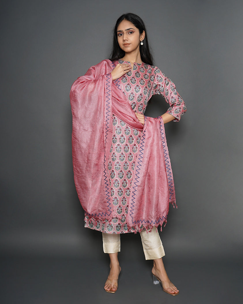 Floral Rouge Printed Tussar Silk Straight Kurta & Dupatta Set – Kameez